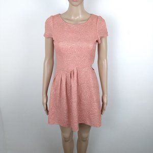 💥 EUC Hailey Logan Sparkly Short Sleeve Dress